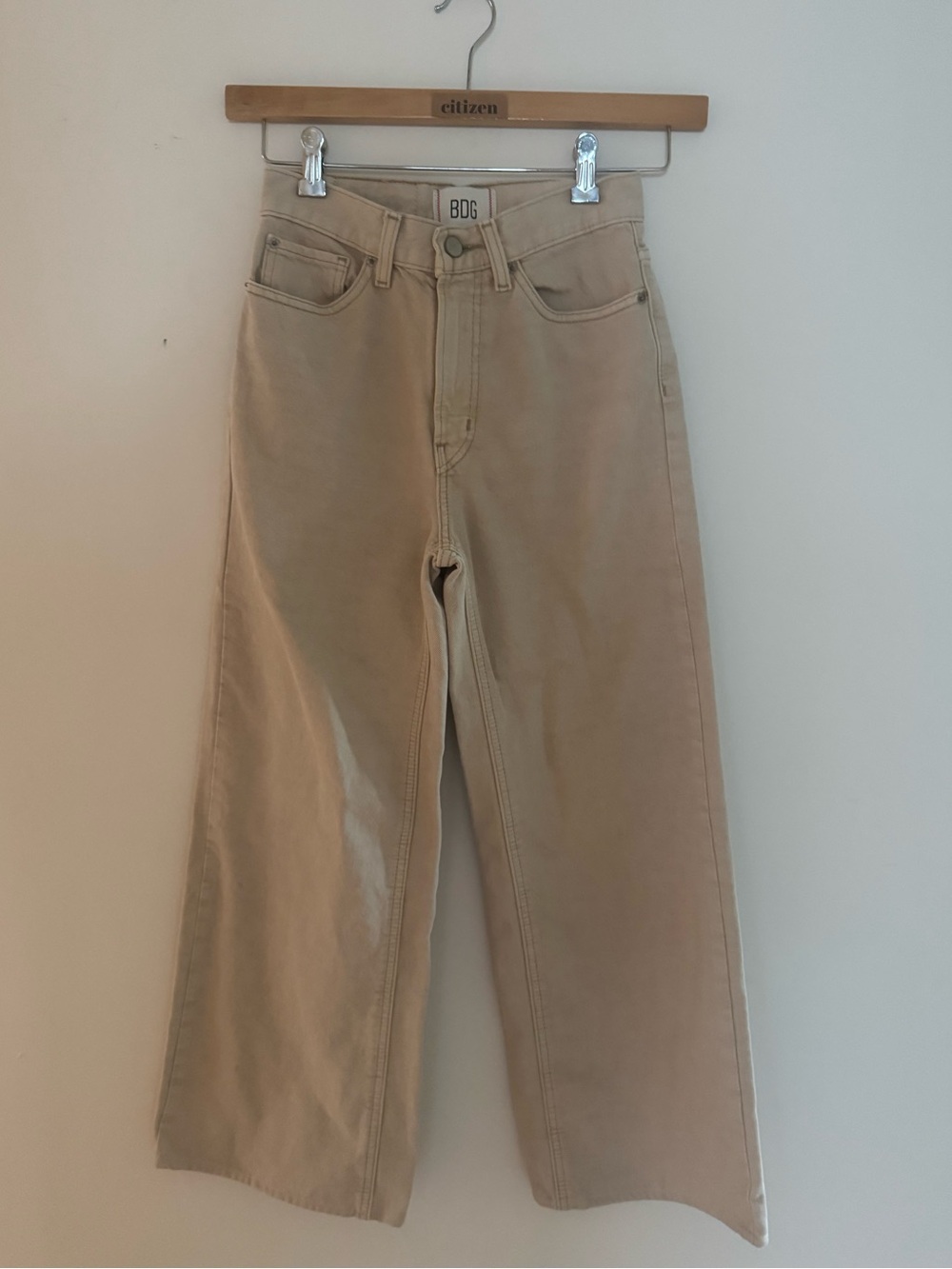 BDG High and Wide Jeans